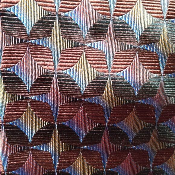 Platinum designs tie  - Picture 2 of 5